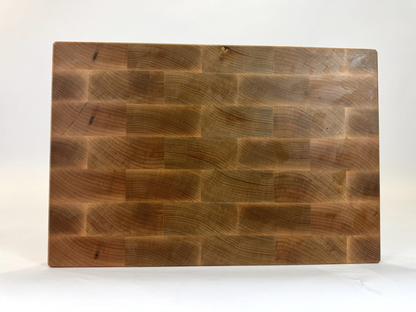 003 Maple 18 x 12 x 2 with Feet