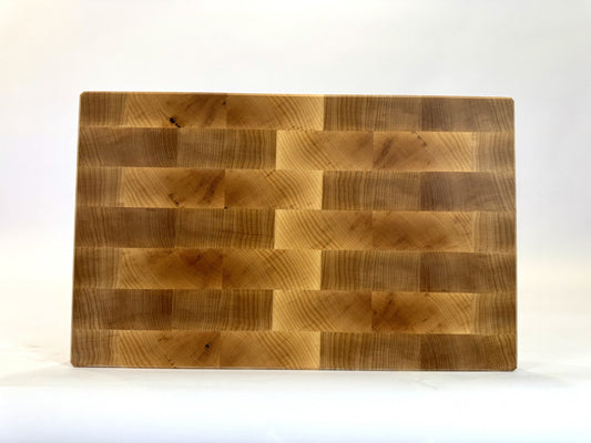 038 Maple 18 x 11 1/4 x 2