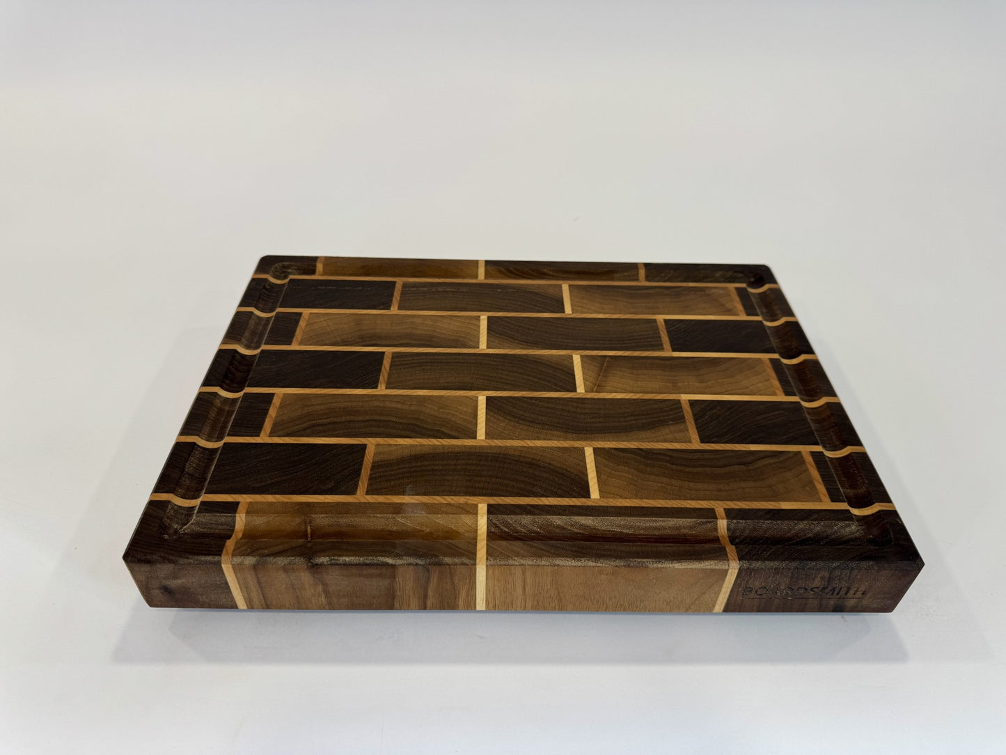 1003 Walnut and Maple Brick 18 x 11 1/2 x 2 "One-Off" with Juice Groove