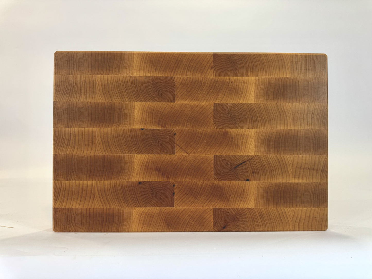 1004 Maple 18 x 12 x 2 One-Off with Feet