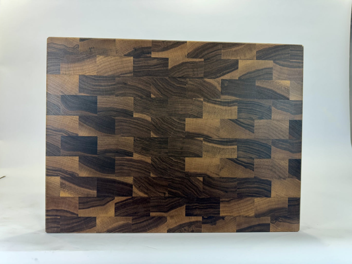 1015 Walnut 24 x 18 x 2