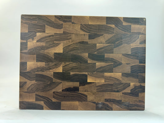 1019 Walnut 24 x 18 x 2