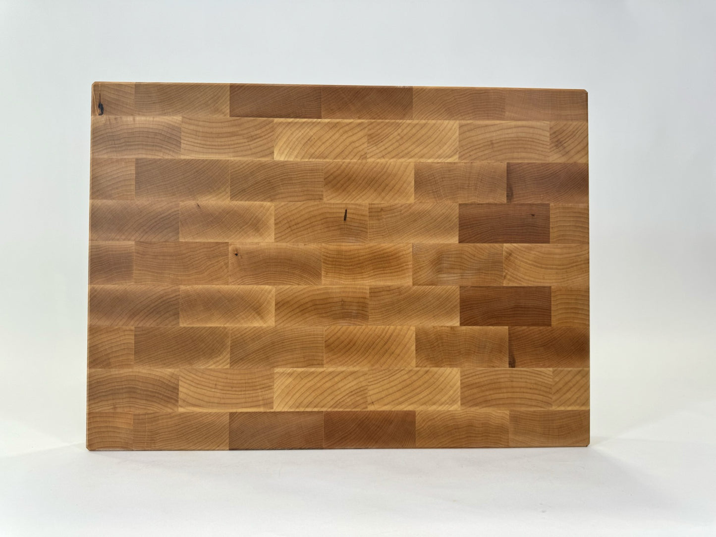 1042 "Medium" Carolina Cut Maple 16 x 22