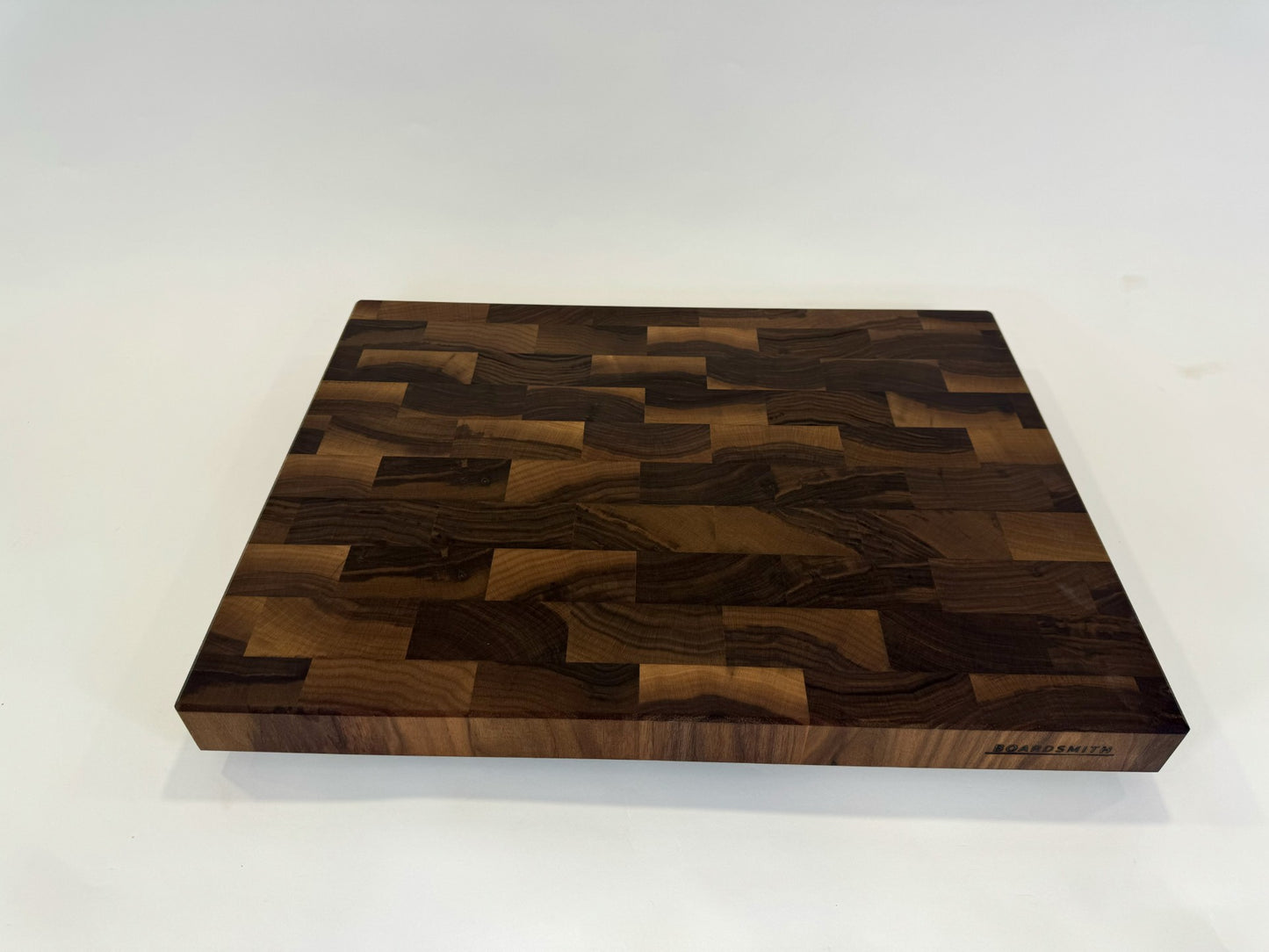 1052 Big Block Large Walnut 18 x 24