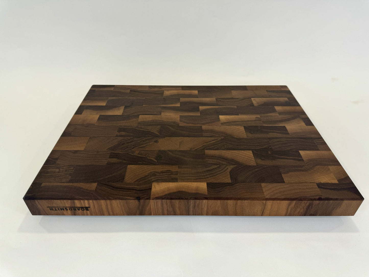 1052 Big Block Large Walnut 18 x 24