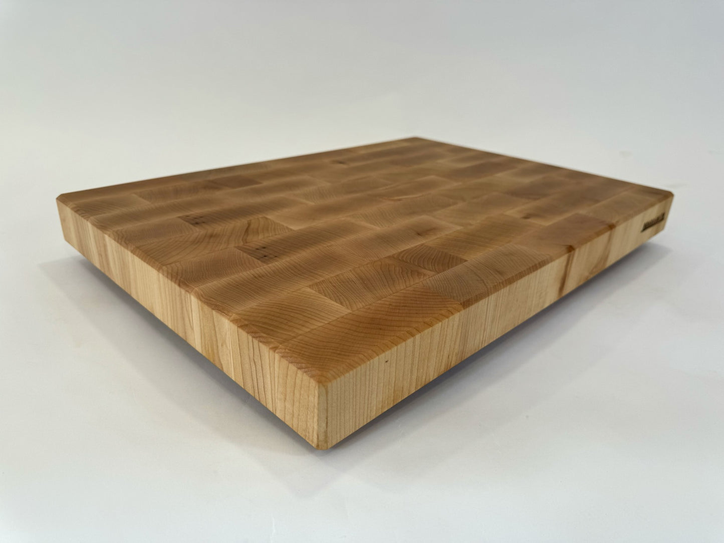 1060 "Medium" Carolina Cut Maple 16 x 22