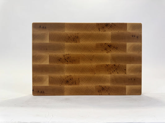 107 Maple 18 x 12 x 2 with Feet