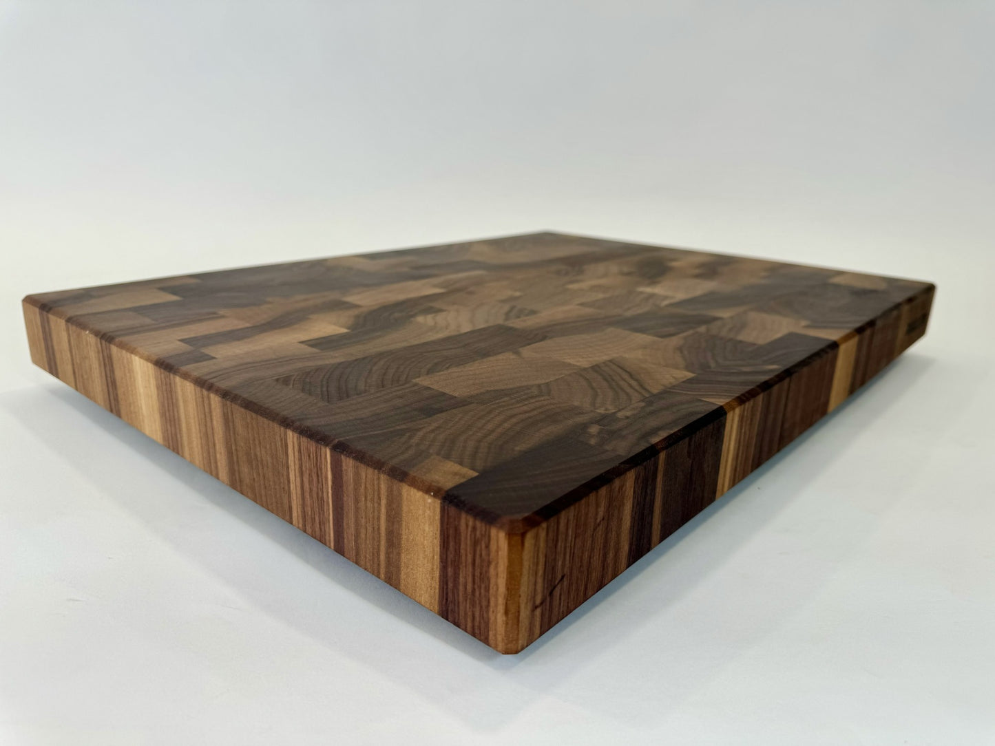 1127 Big Block Large Walnut 18 x 24