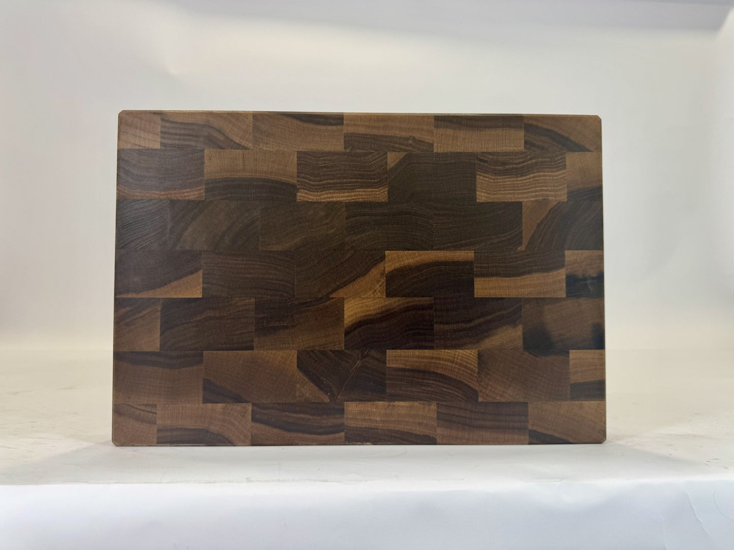 1177 Walnut 18" x 12" x 2"