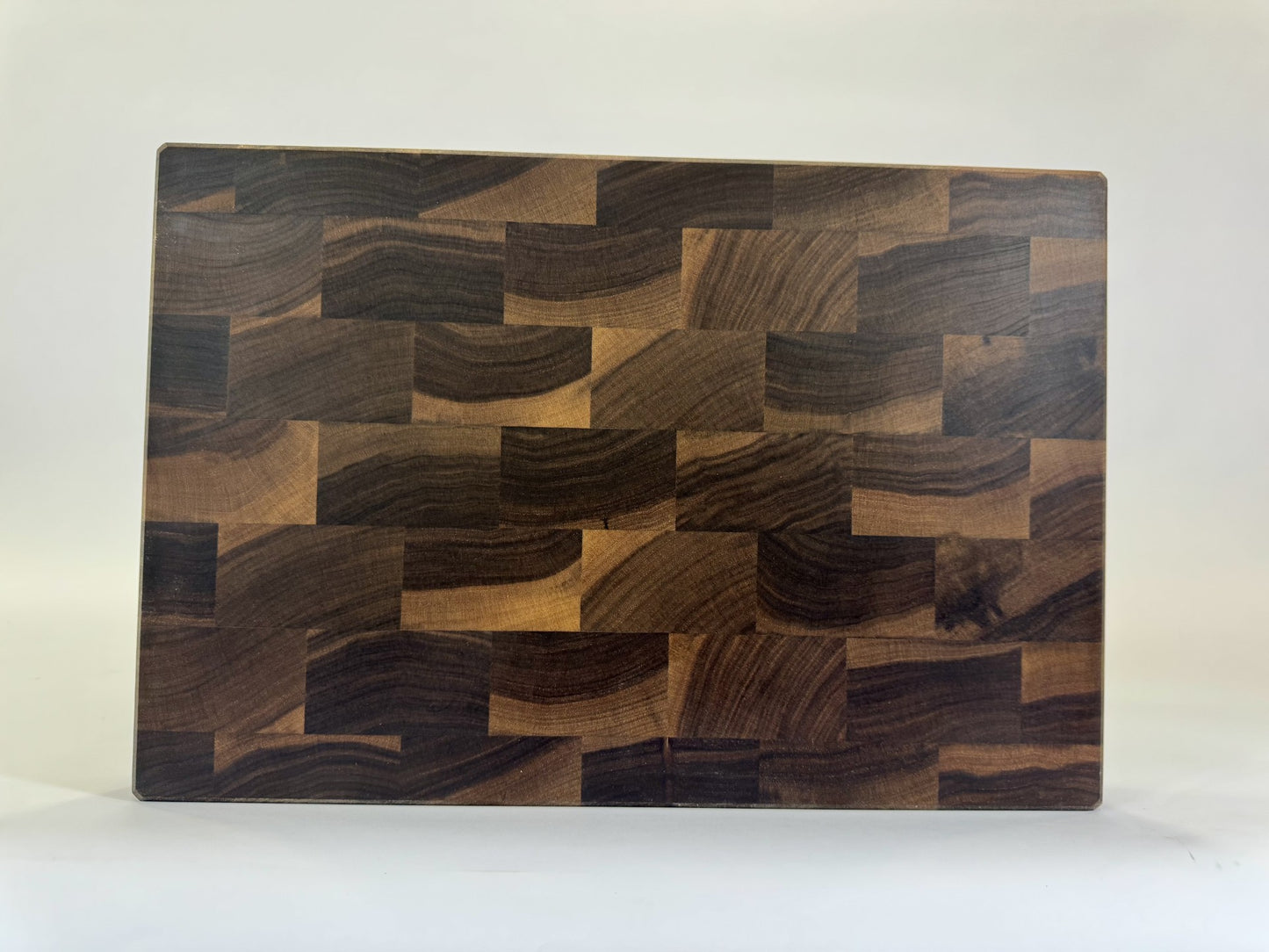 1189 Walnut 18" x 12" x 2"