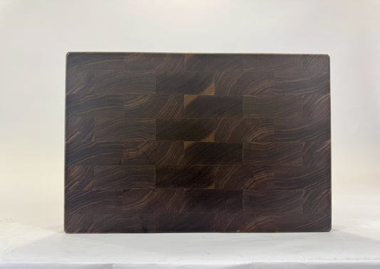 122 Walnut 18 x 12 x 2