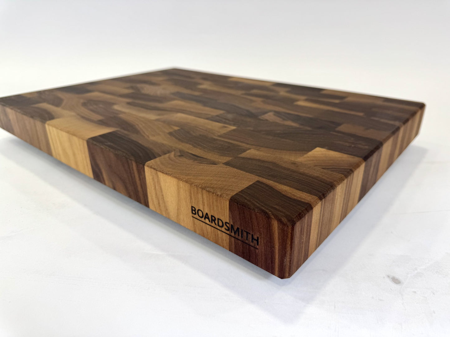 1223 Walnut 22" x 16" x 2"