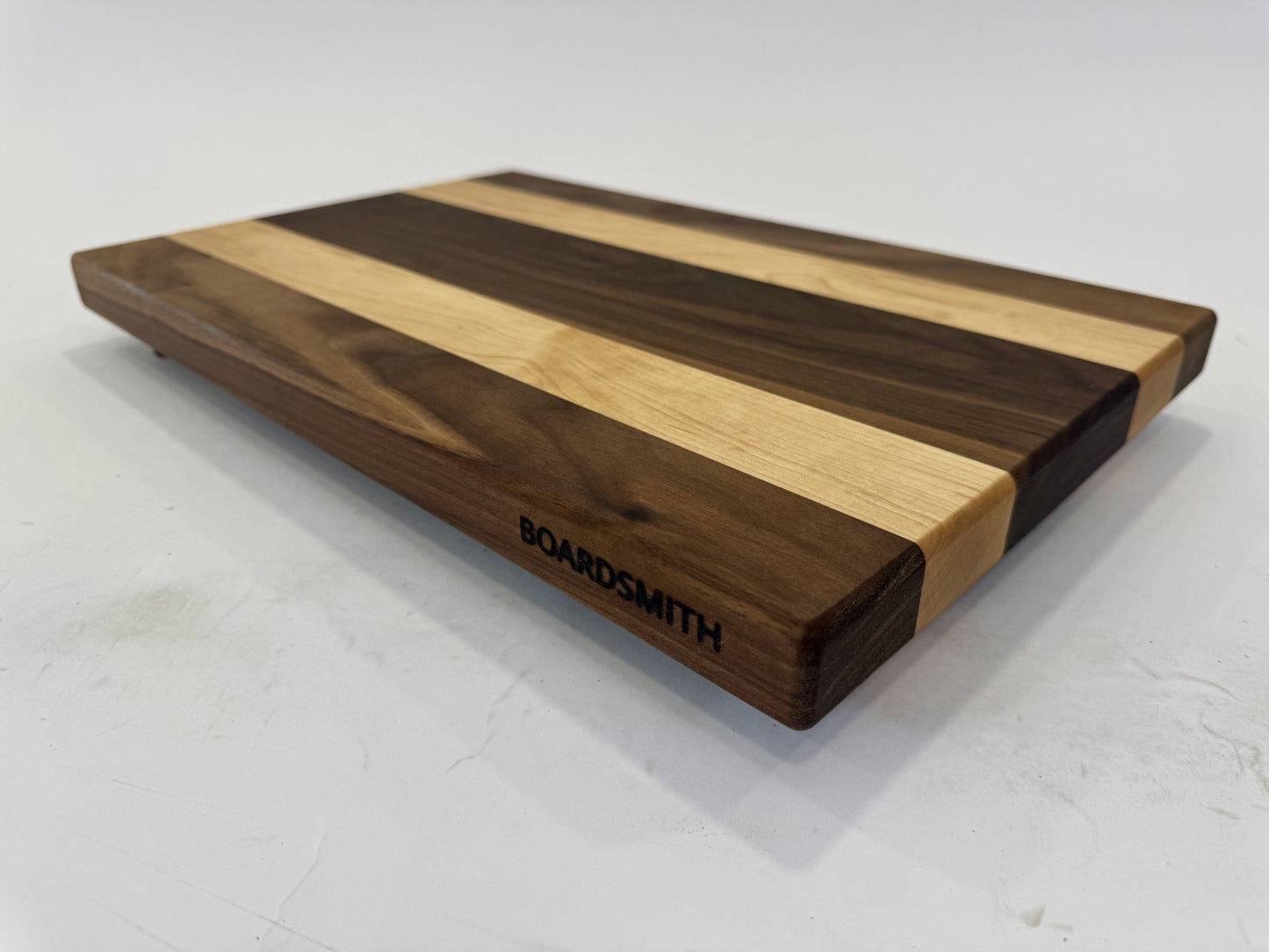141 Walnut/Maple Edge Grain Stripe 18 x 11 1/2 x 1 1/2