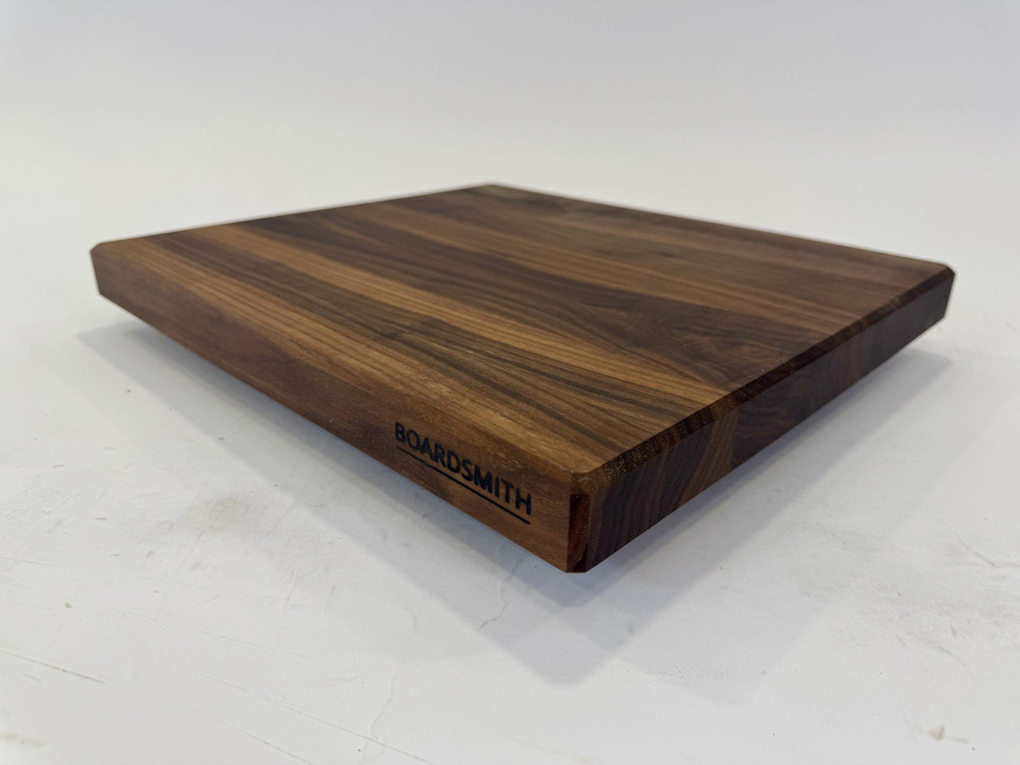 142 Walnut Edge Grain 16 x 14 x 1 1/2