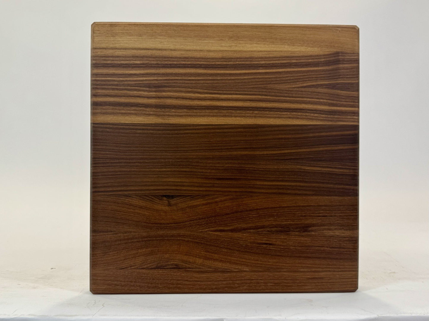 144 Walnut Edge Grain 14 x 14 x 1 1/2