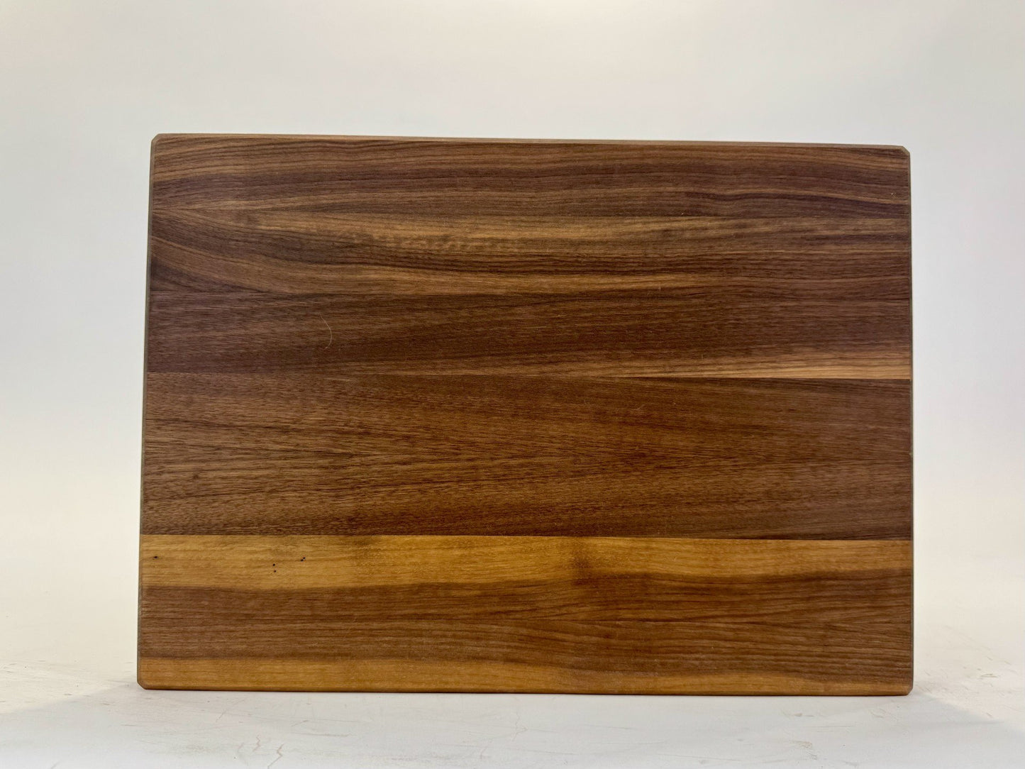146 Walnut Edge Grain 18 x 13 x 1 1/2