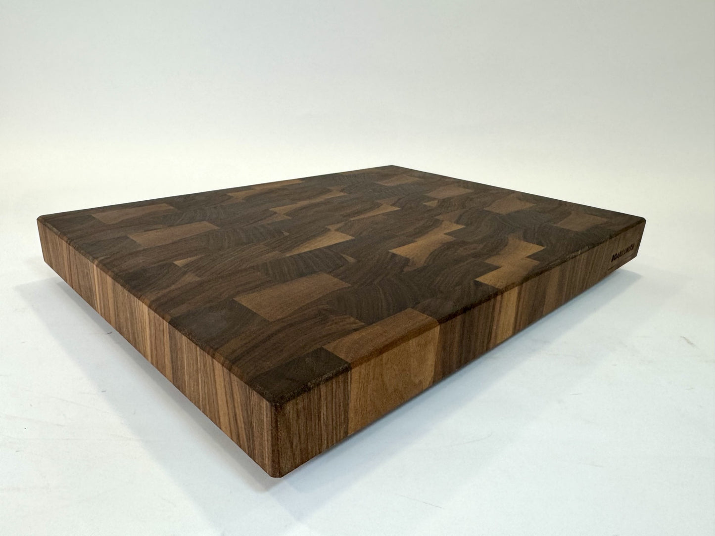 166 Walnut 22" x 16" x 2"