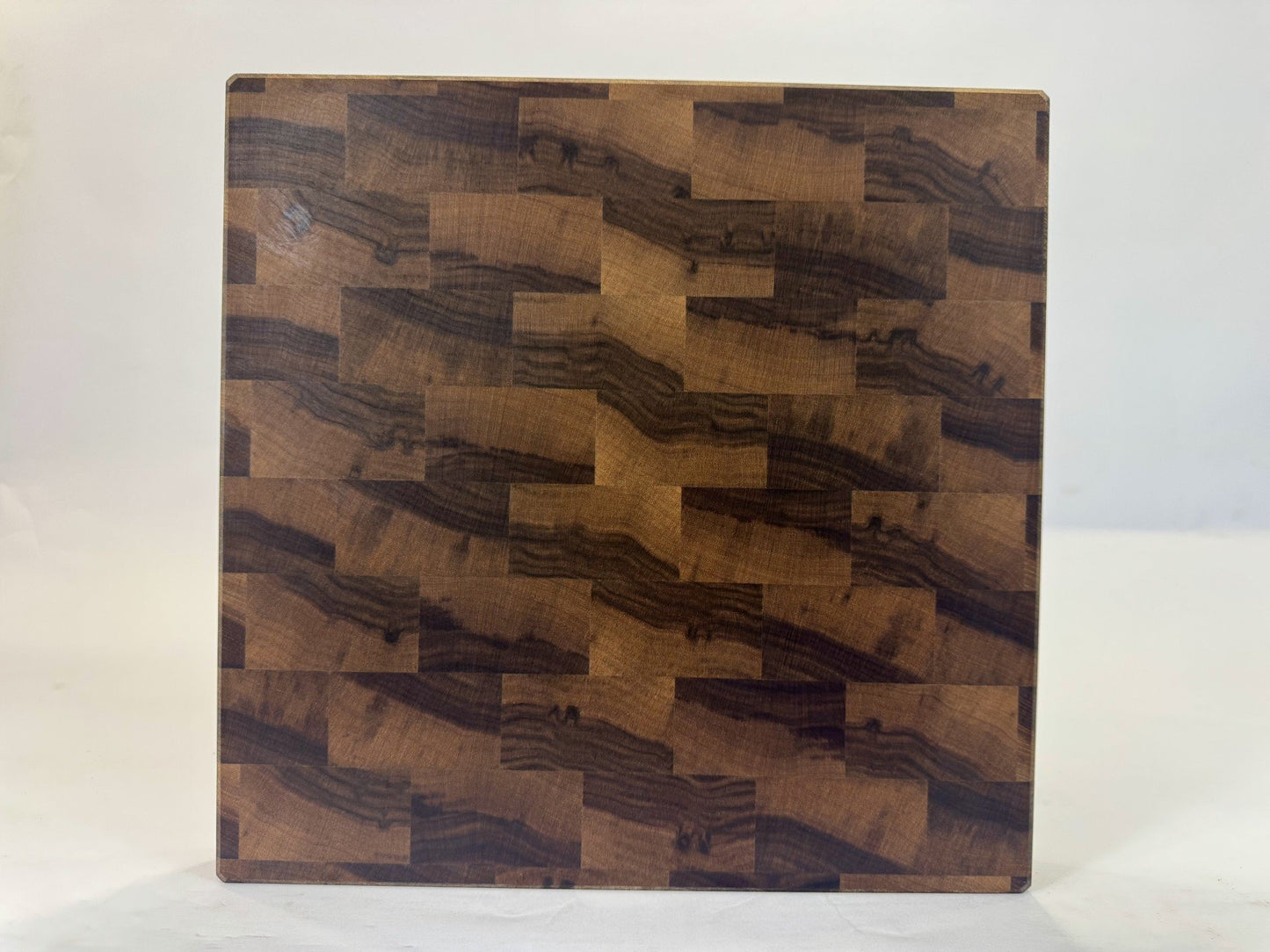 171 Walnut 15 1/2 x 15 1/4 x 2