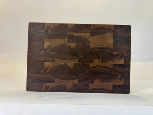 187 Walnut 18 x 12 x 2
