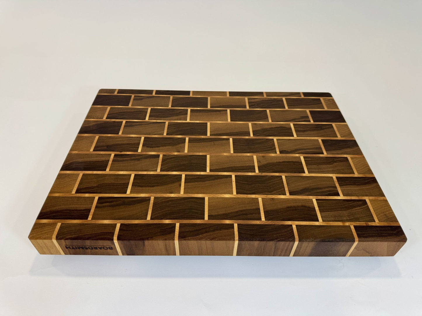 191 Walnut & Maple Brick 22 x 16 x 2