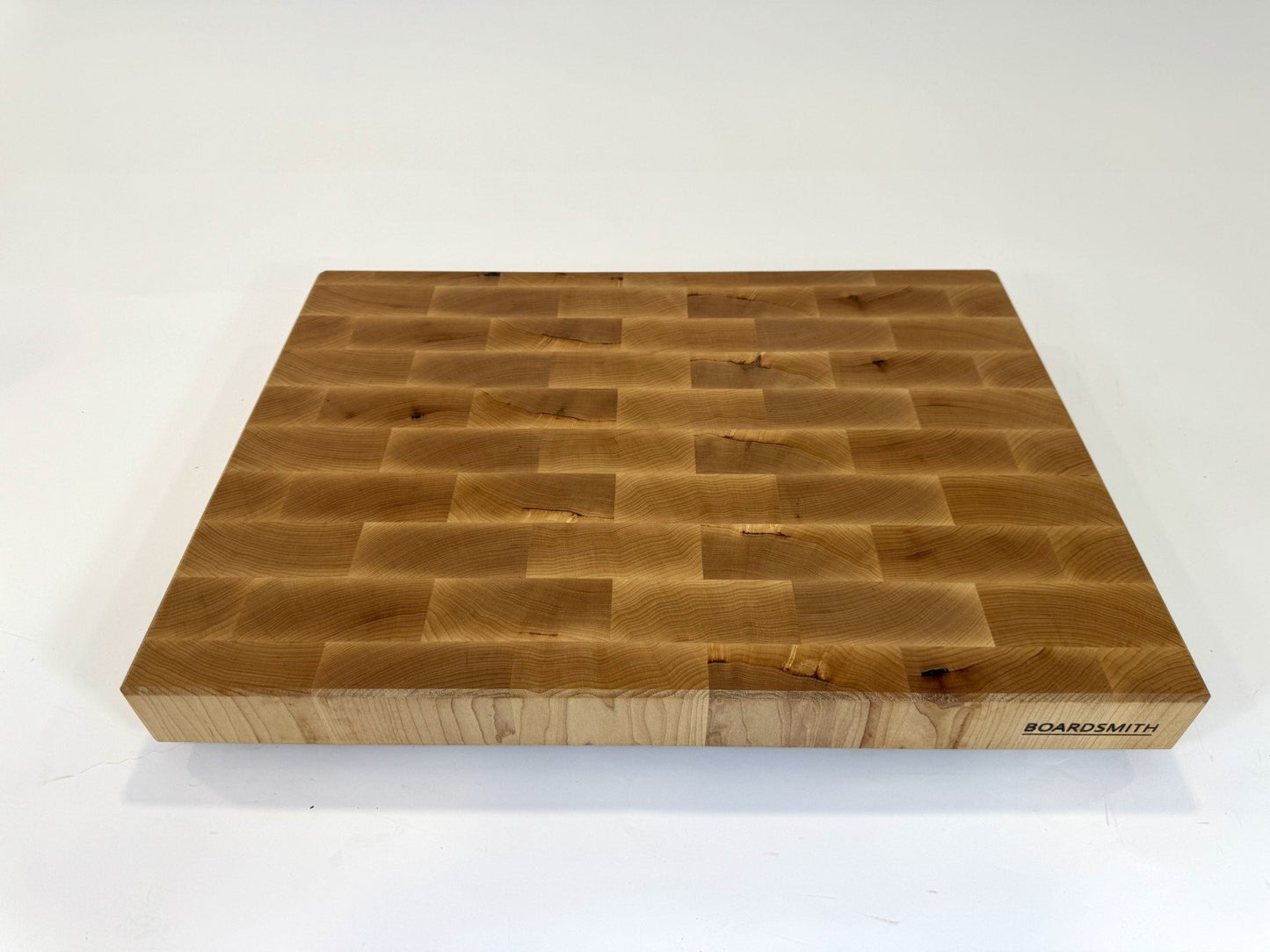 203 Maple 22 x 16 x 2