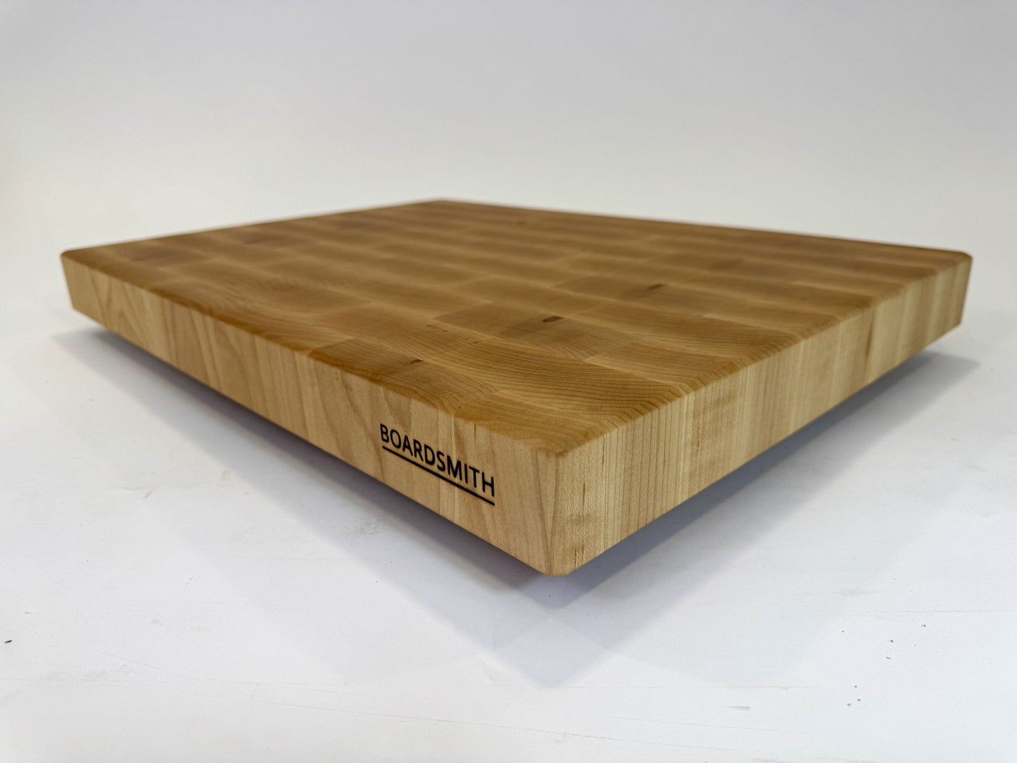 205 Maple 22 x 16 x 2