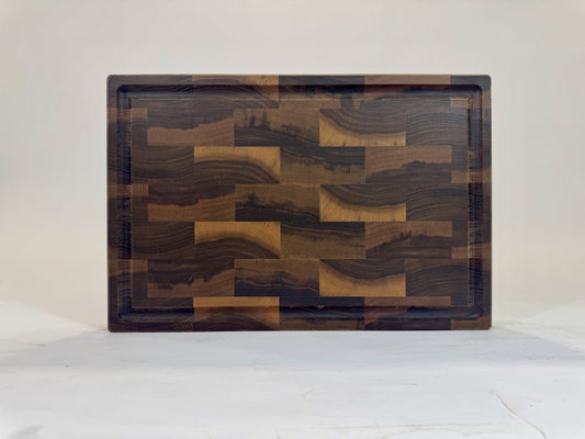 221-1 Walnut 18 x 12 x 2 with Juice Groove One-Off
