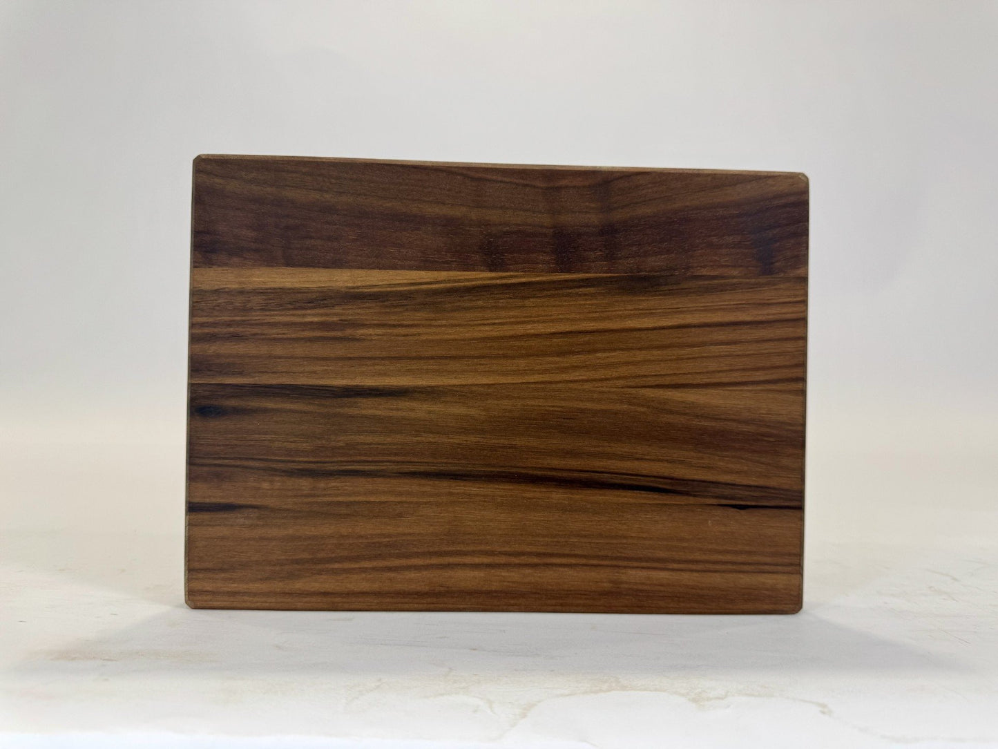 273-1 Walnut Edge Grain 12 x 8.75 x 1
