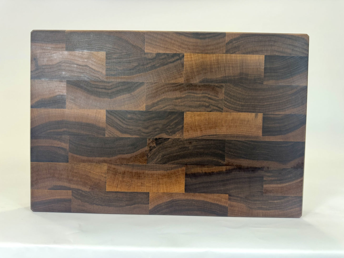 296 Walnut 18" x 12" x 2"