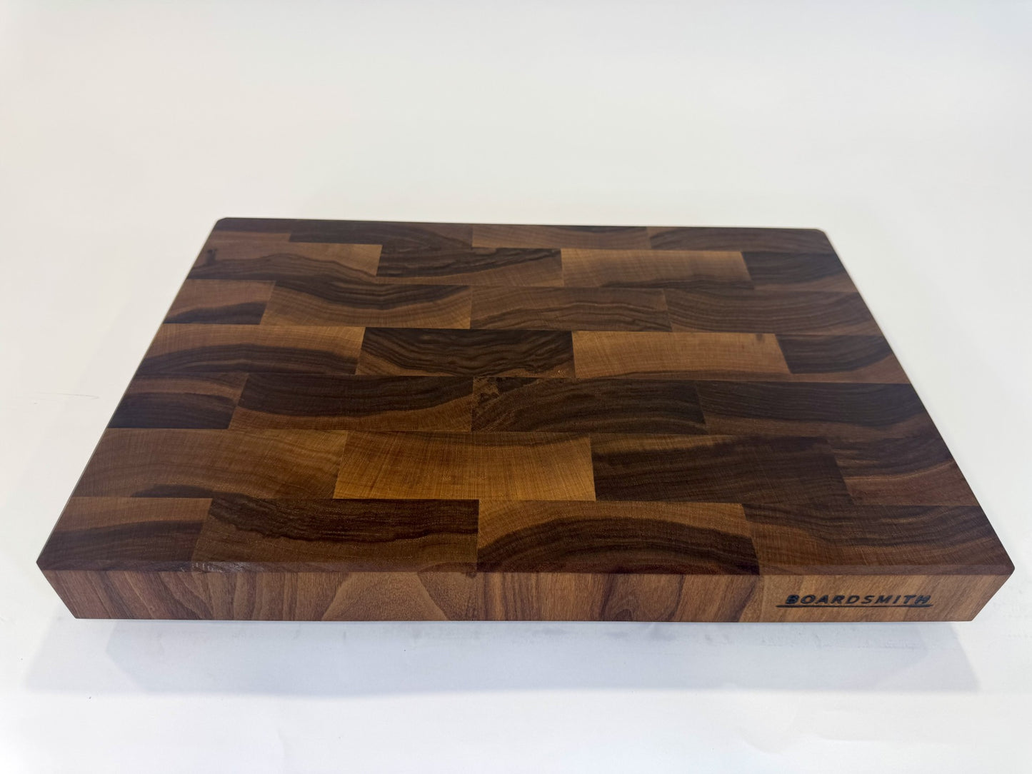 296 Walnut 18" x 12" x 2"