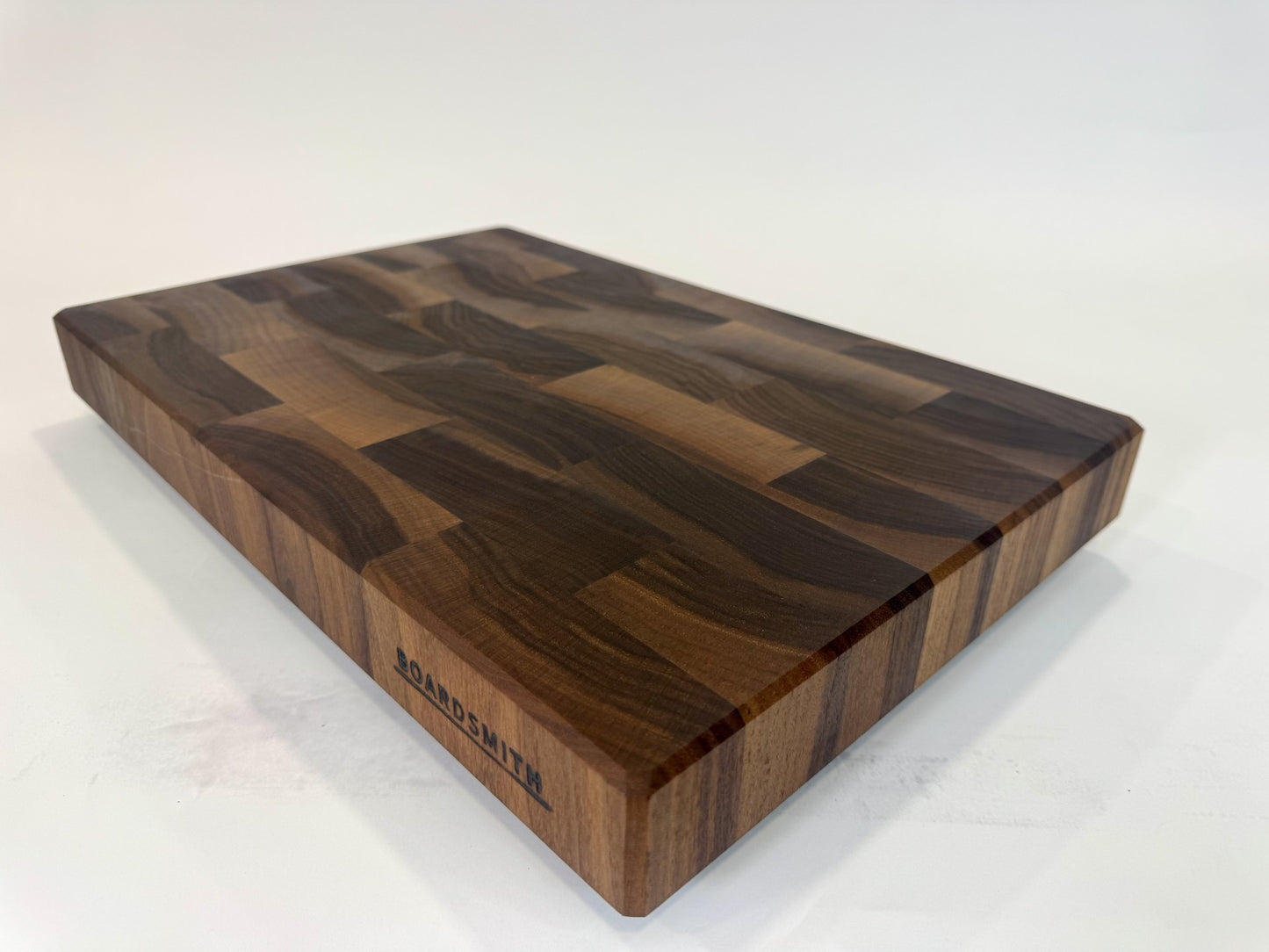 296 Walnut 18" x 12" x 2"