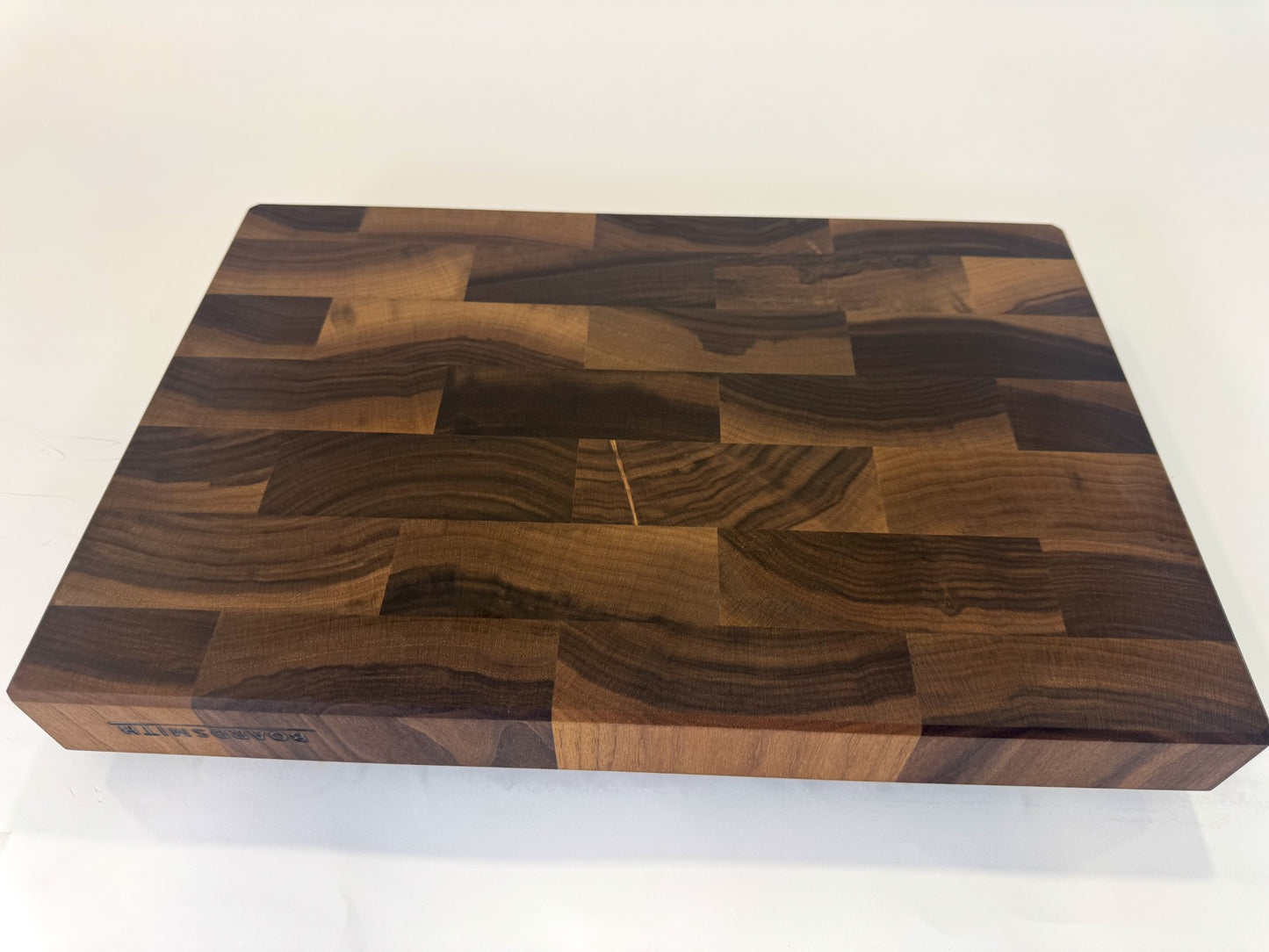 318 Walnut 18" x 12" x 2"