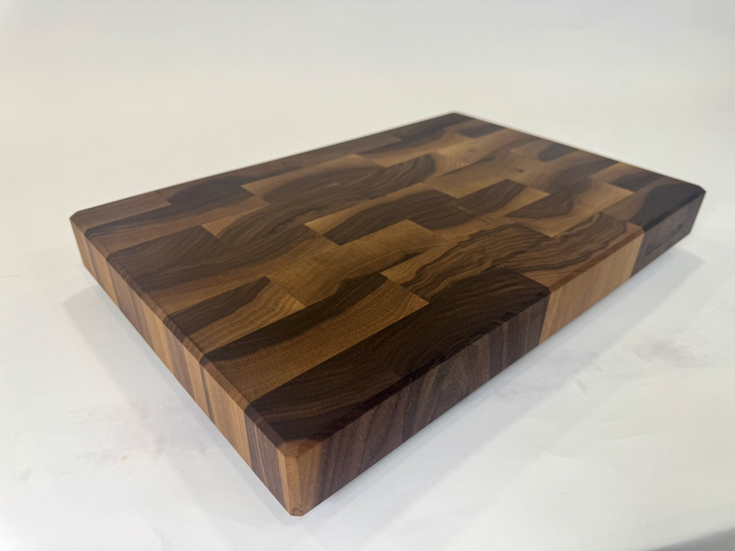 330 Walnut 18" x 12" x 2"