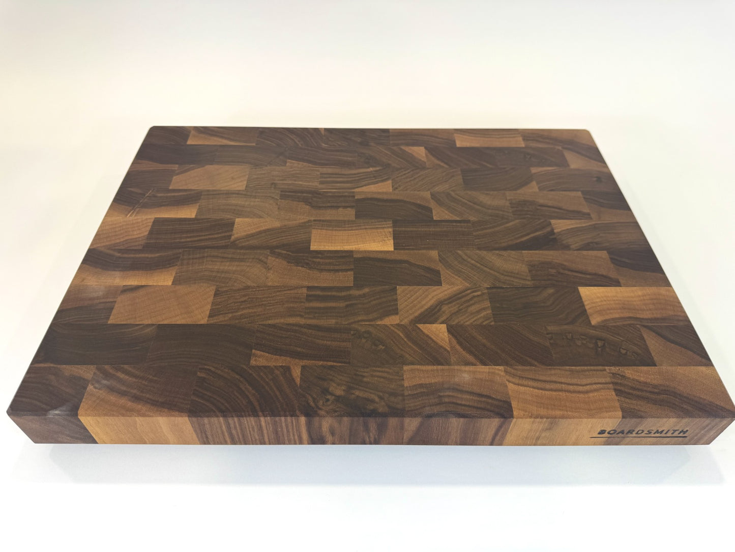 368 Walnut 22" x 16" x 2"