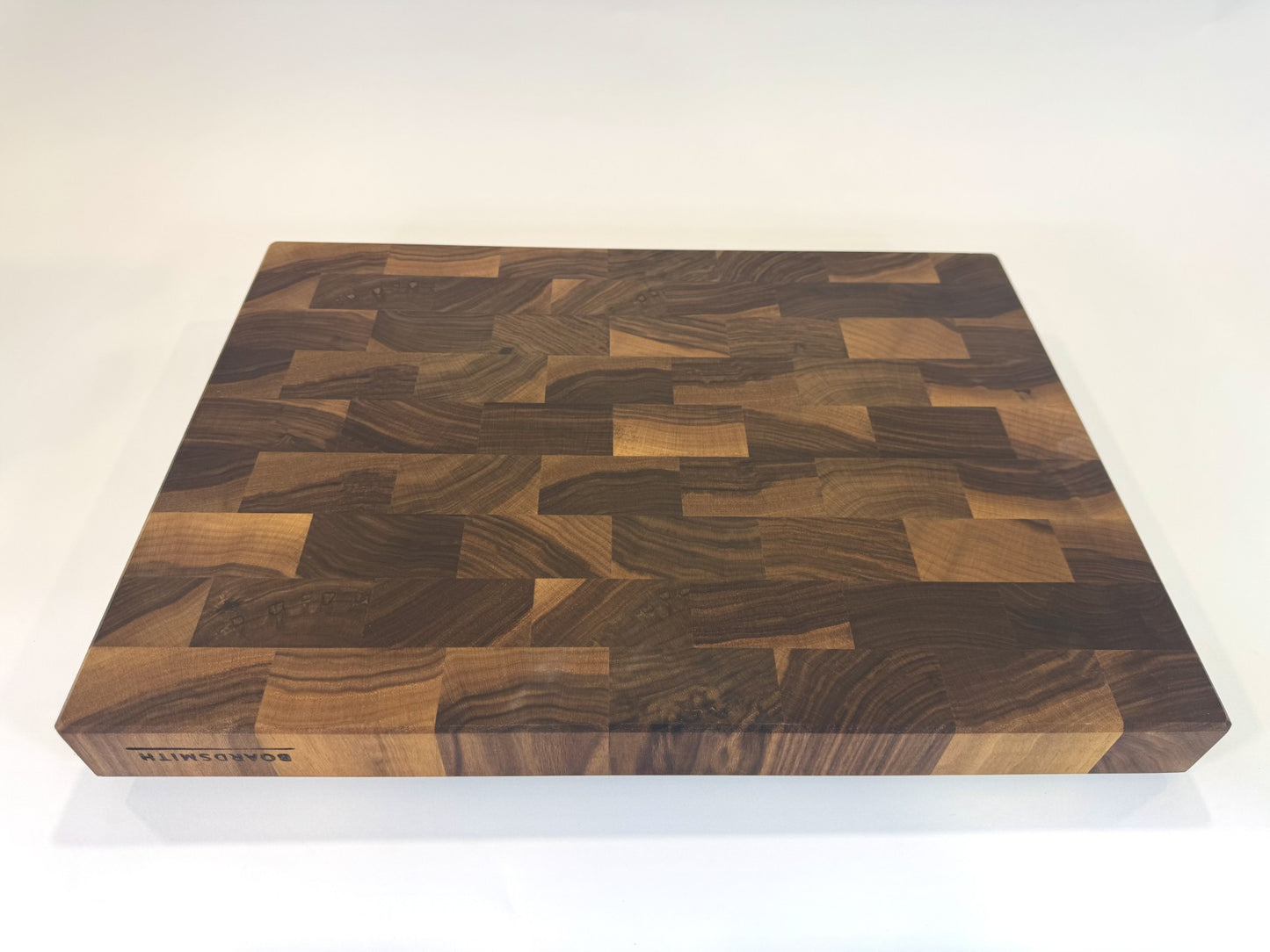 368 Walnut 22" x 16" x 2"