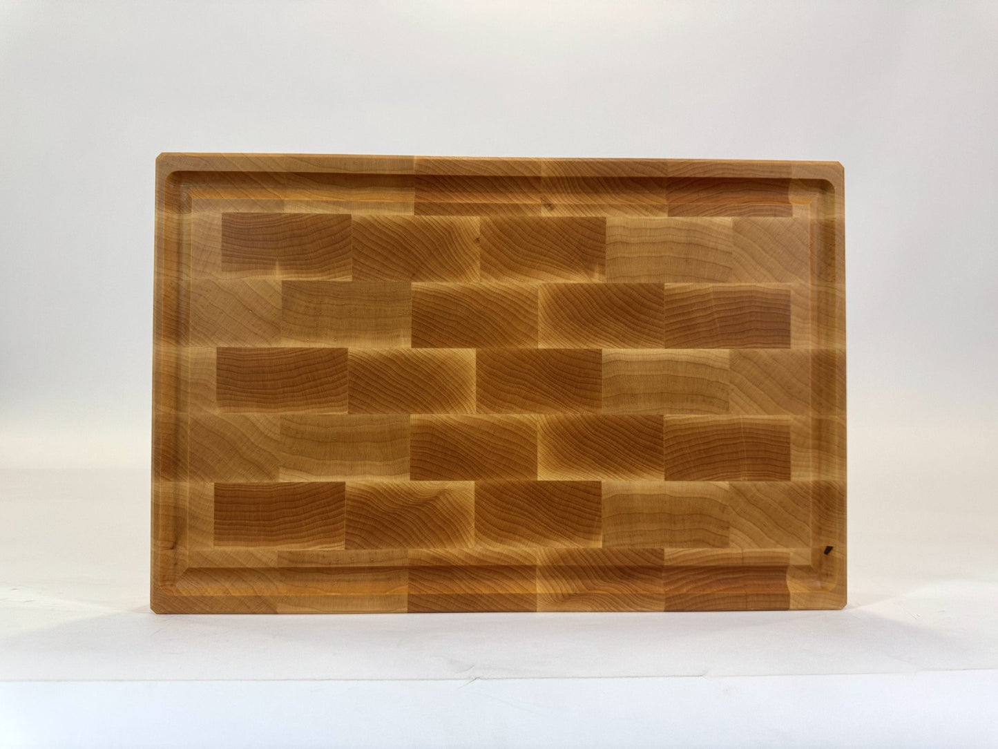 370-1 Maple 18 x 11.5 x 2 with Juice Groove