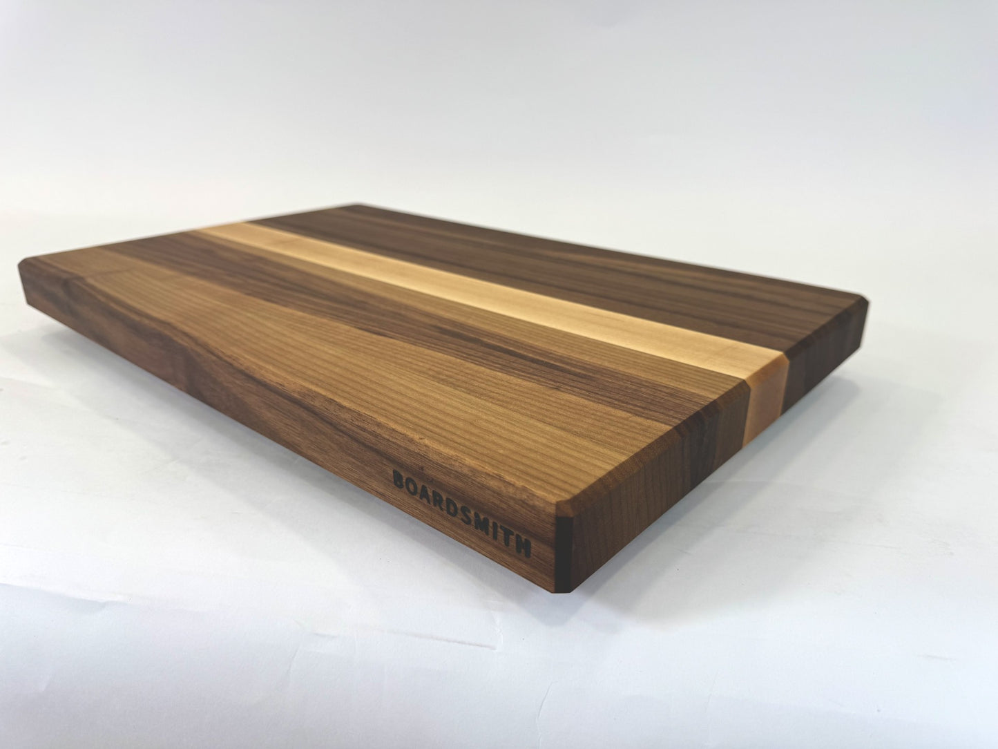 404 Walnut and Maple Edge Grain 20" x 13" x 1 1/2"