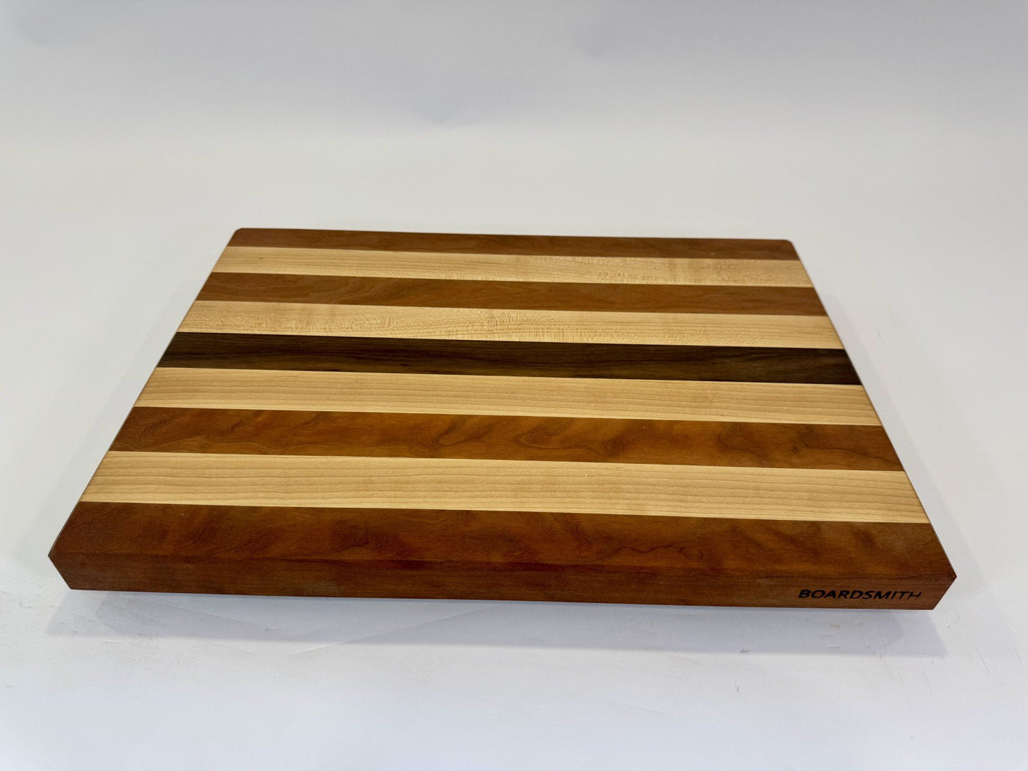 409-1 Mixed Striped Edge Grain 21 x 15 x 1.5