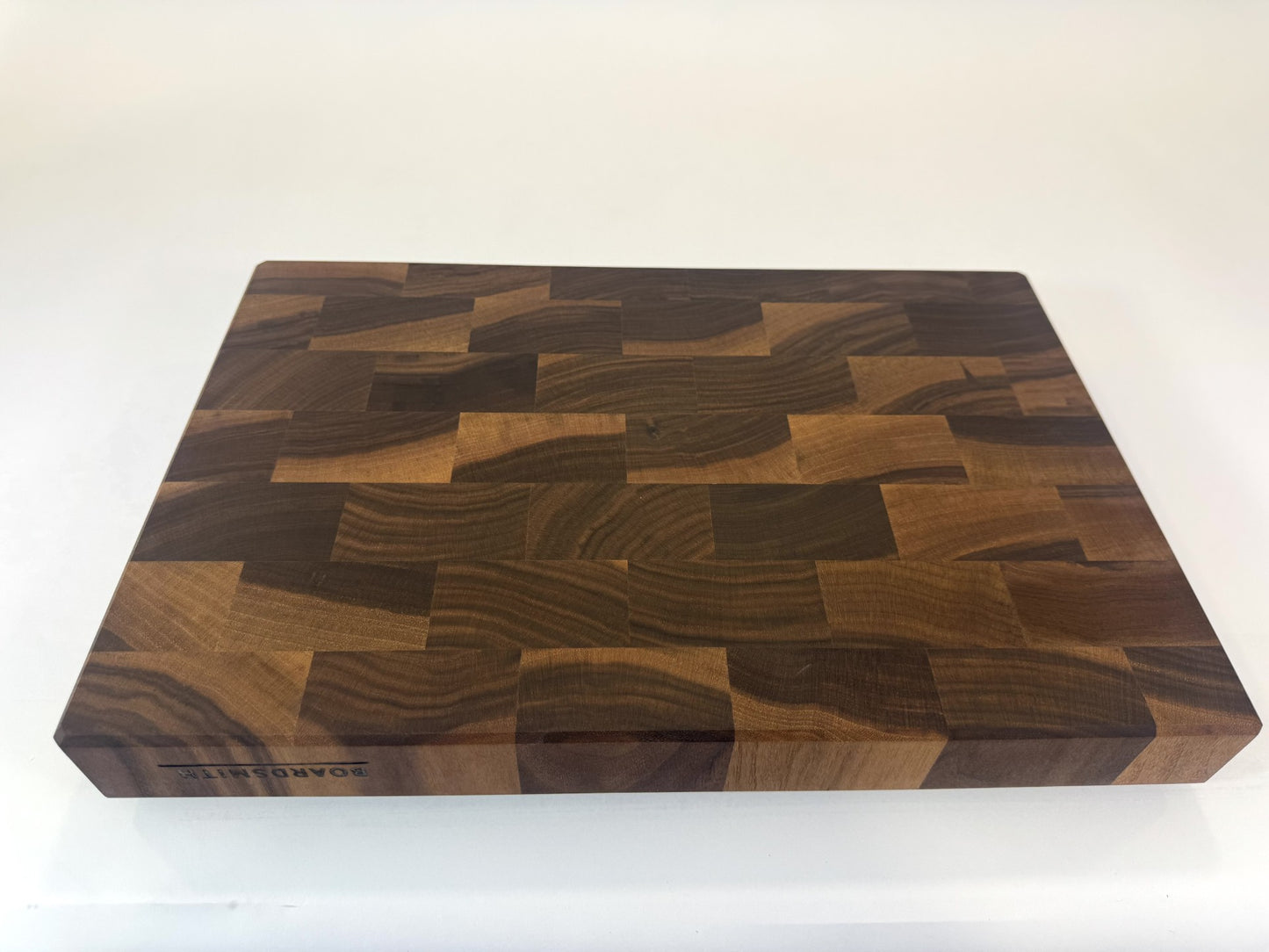 428 Walnut 18" x 12" x 2"