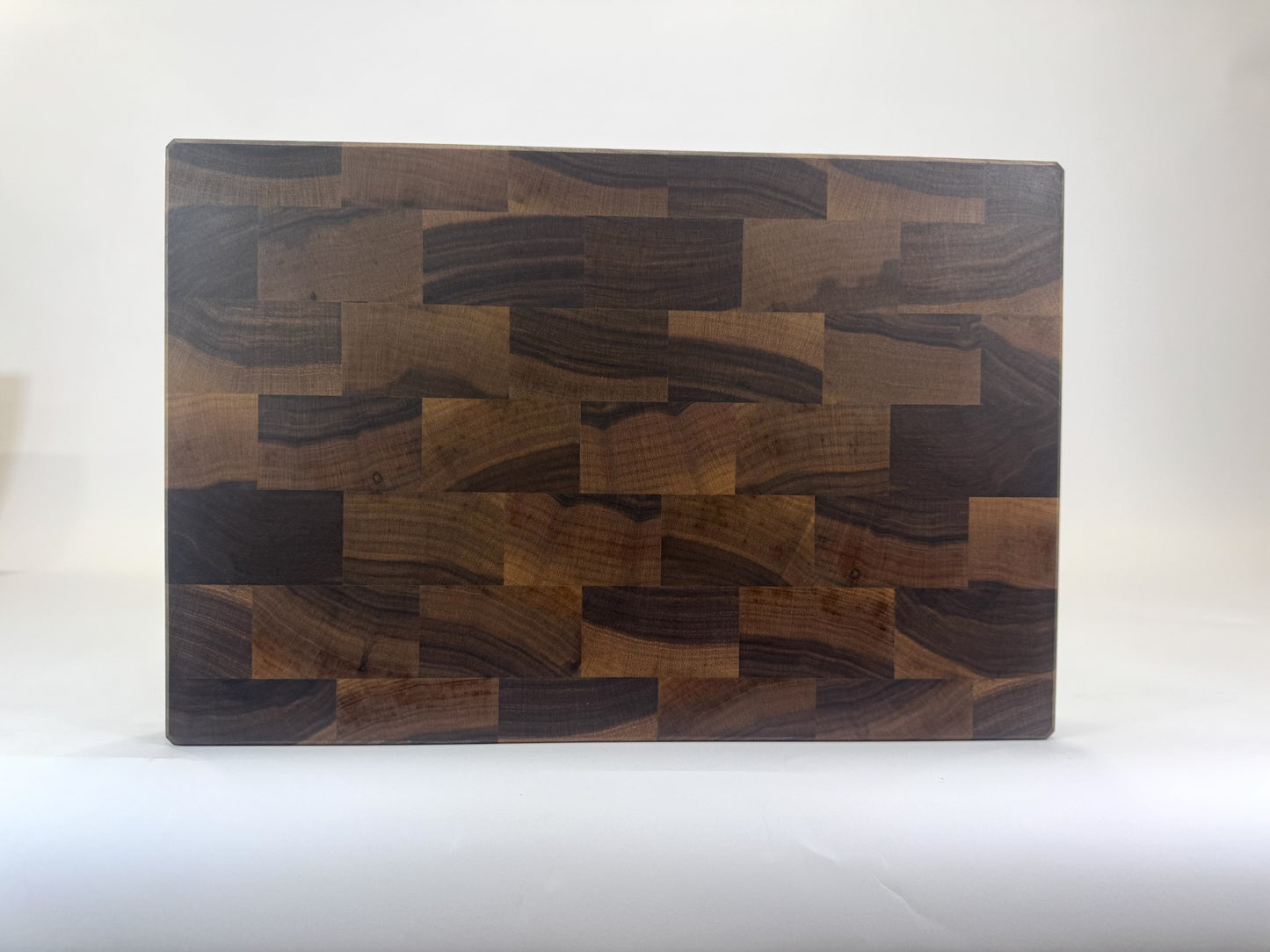 430 Walnut 18" x 12" x 2"