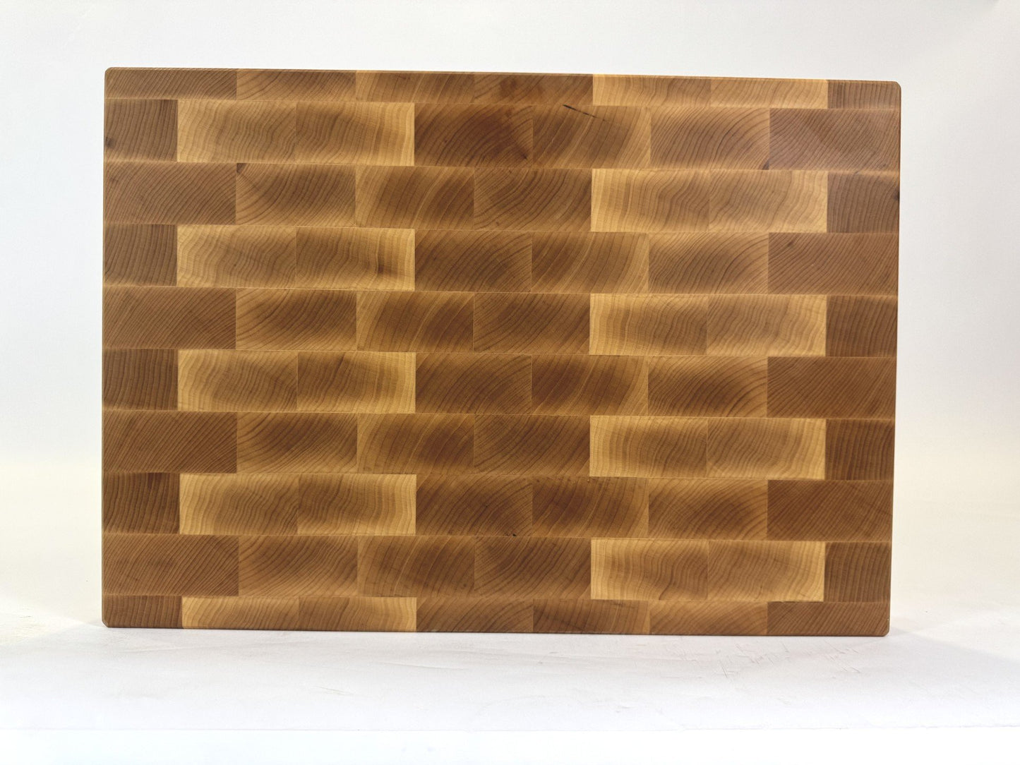 433 Maple 22 x 15.5 x 2 with Feet