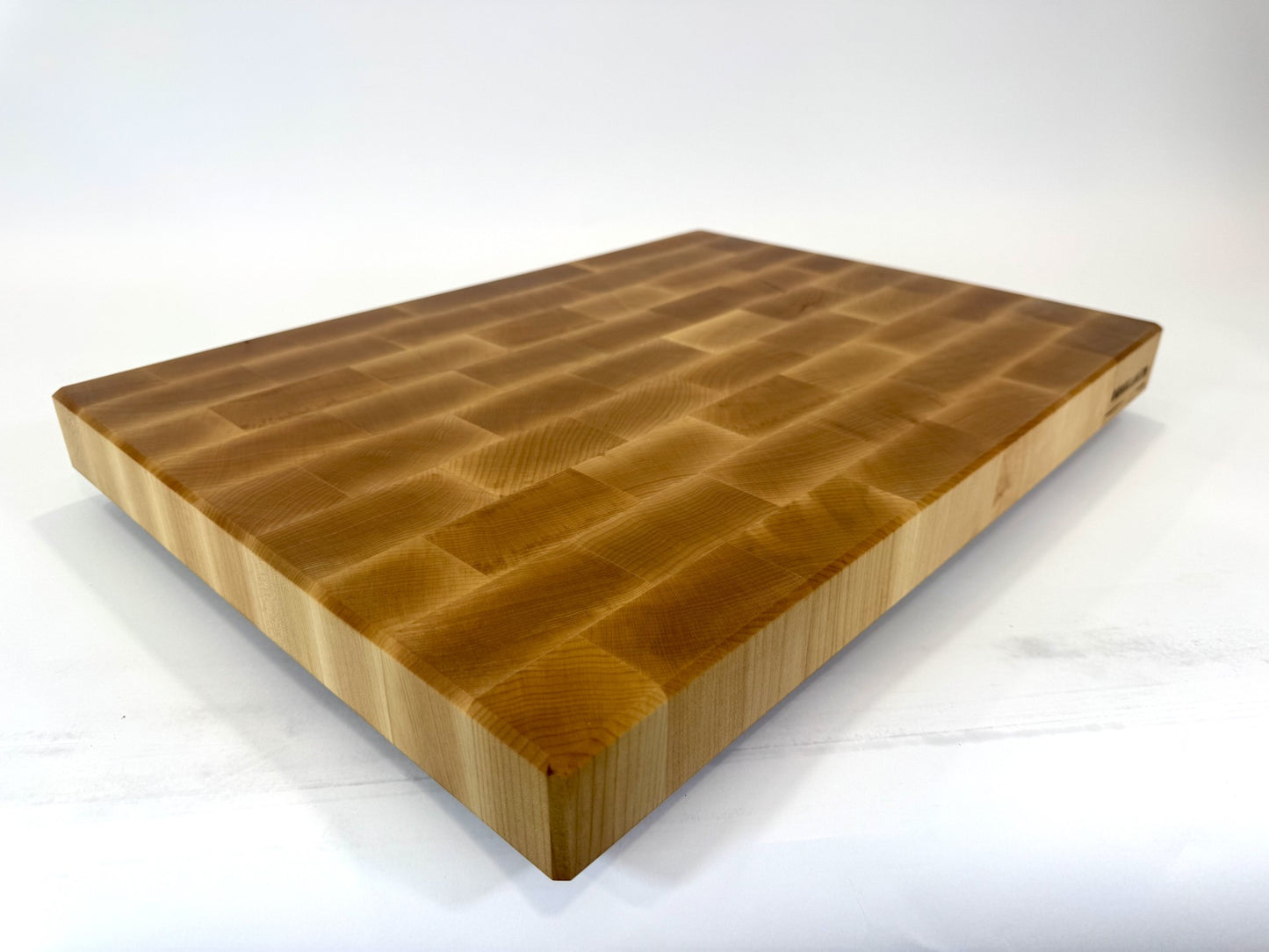 440 Maple  22 x 16 x 2