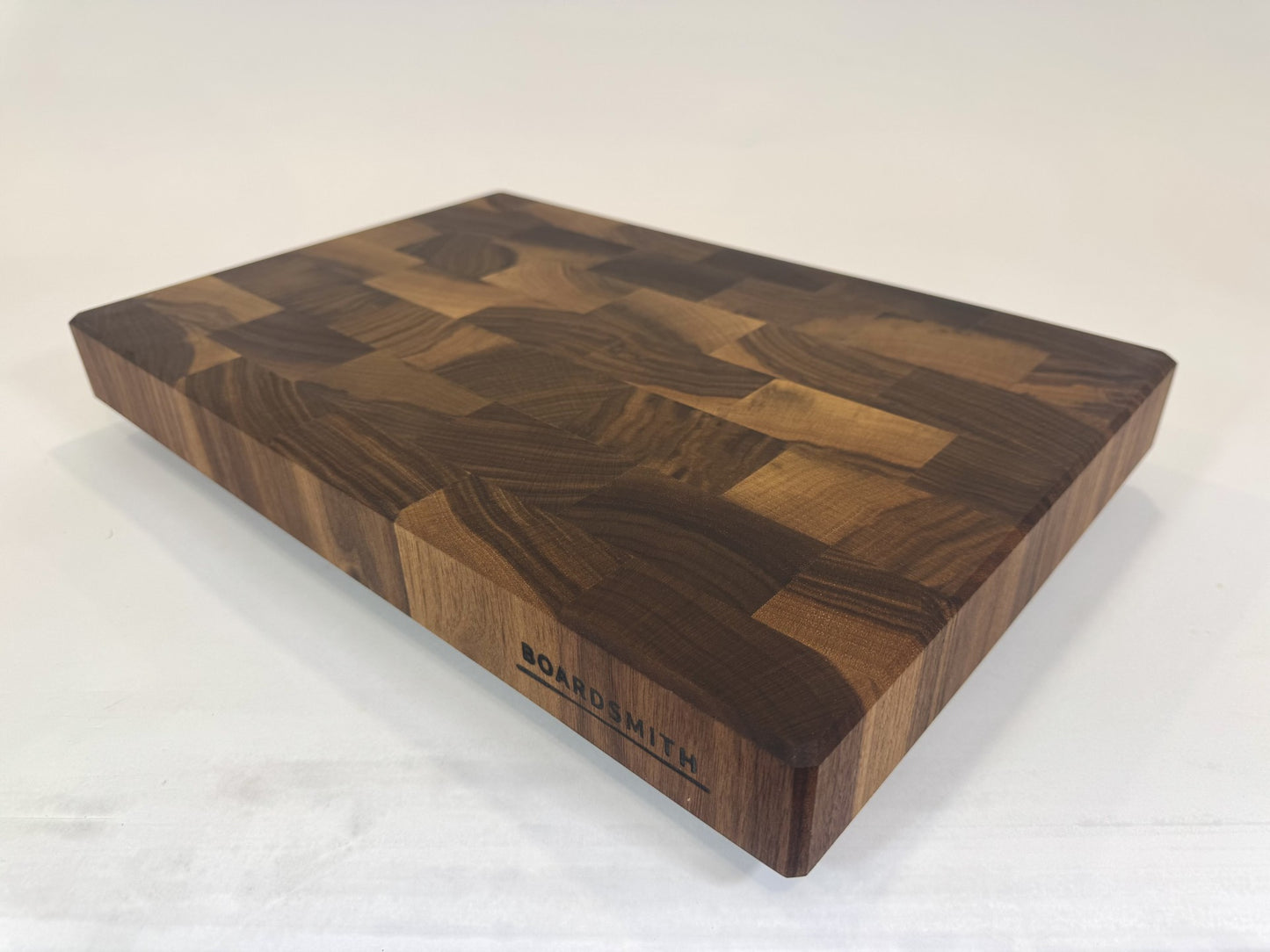 451 Walnut 18" x 12" x 2"