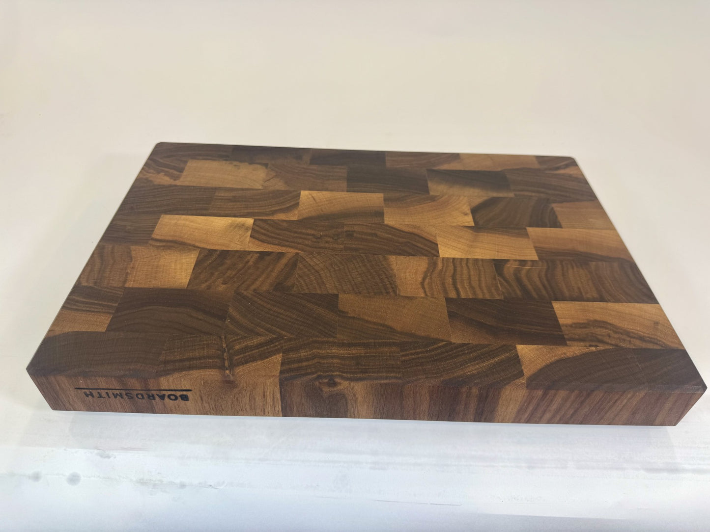 451 Walnut 18" x 12" x 2"