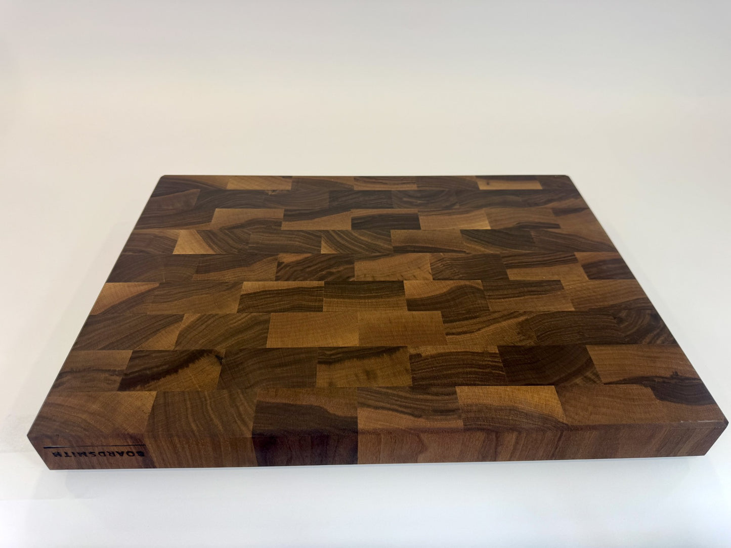 457 Walnut 22" x 16" x 2"