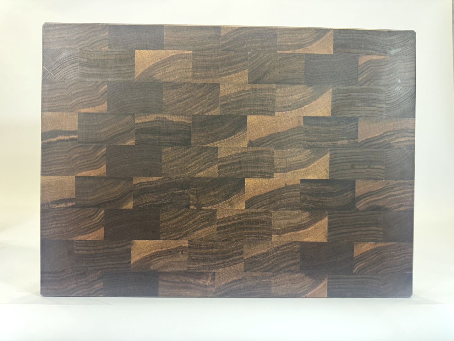 465 Walnut 22" x 16" x 2"