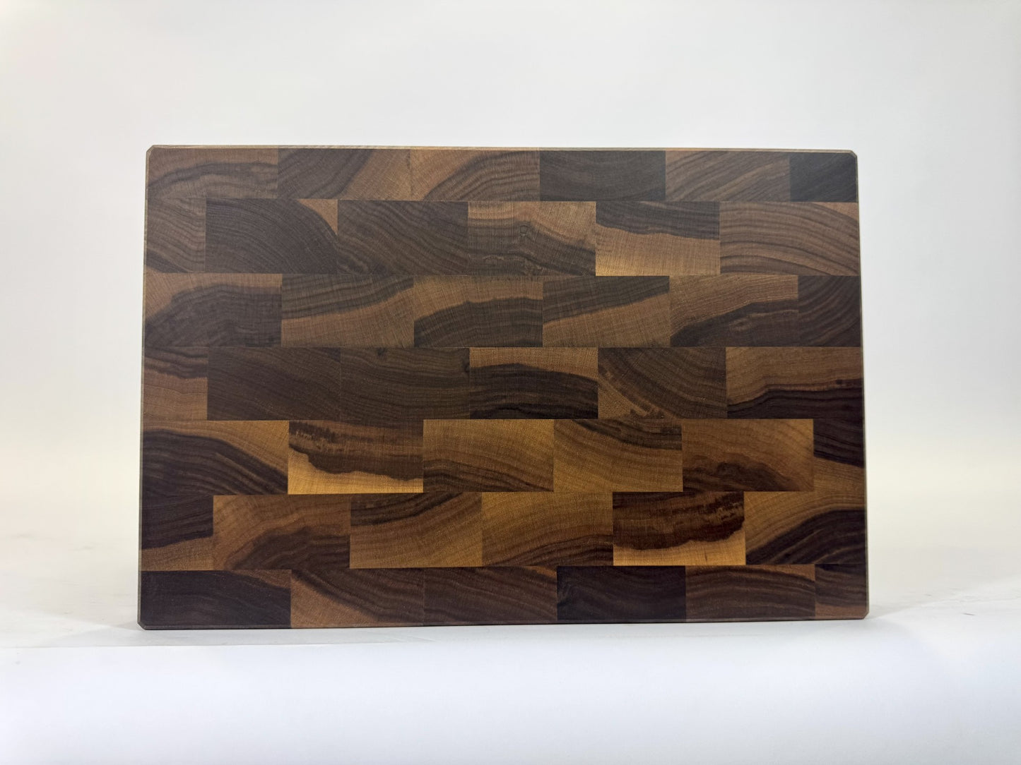 470 Walnut 18" x 12" x 2"