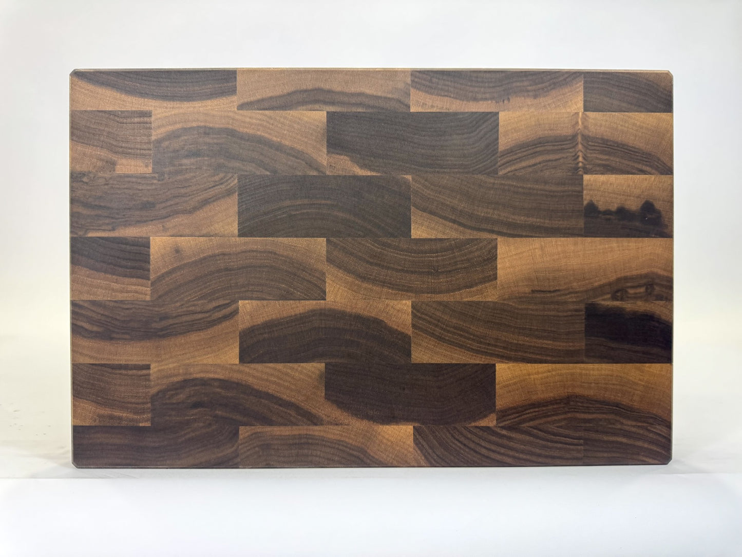484 Walnut 18" x 12" x 2"