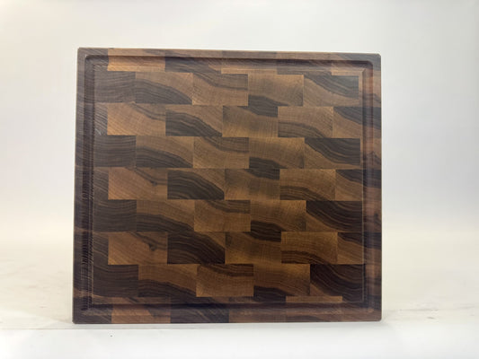 504 Walnut 18" x 16" x 2" One Off with Perimeter Groove