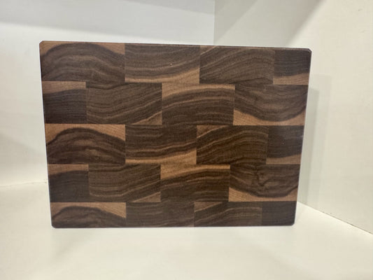508 Walnut 11 x 8 x 1 1/2 "One-Off"